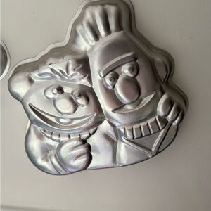 Wilton Character Cake Pan